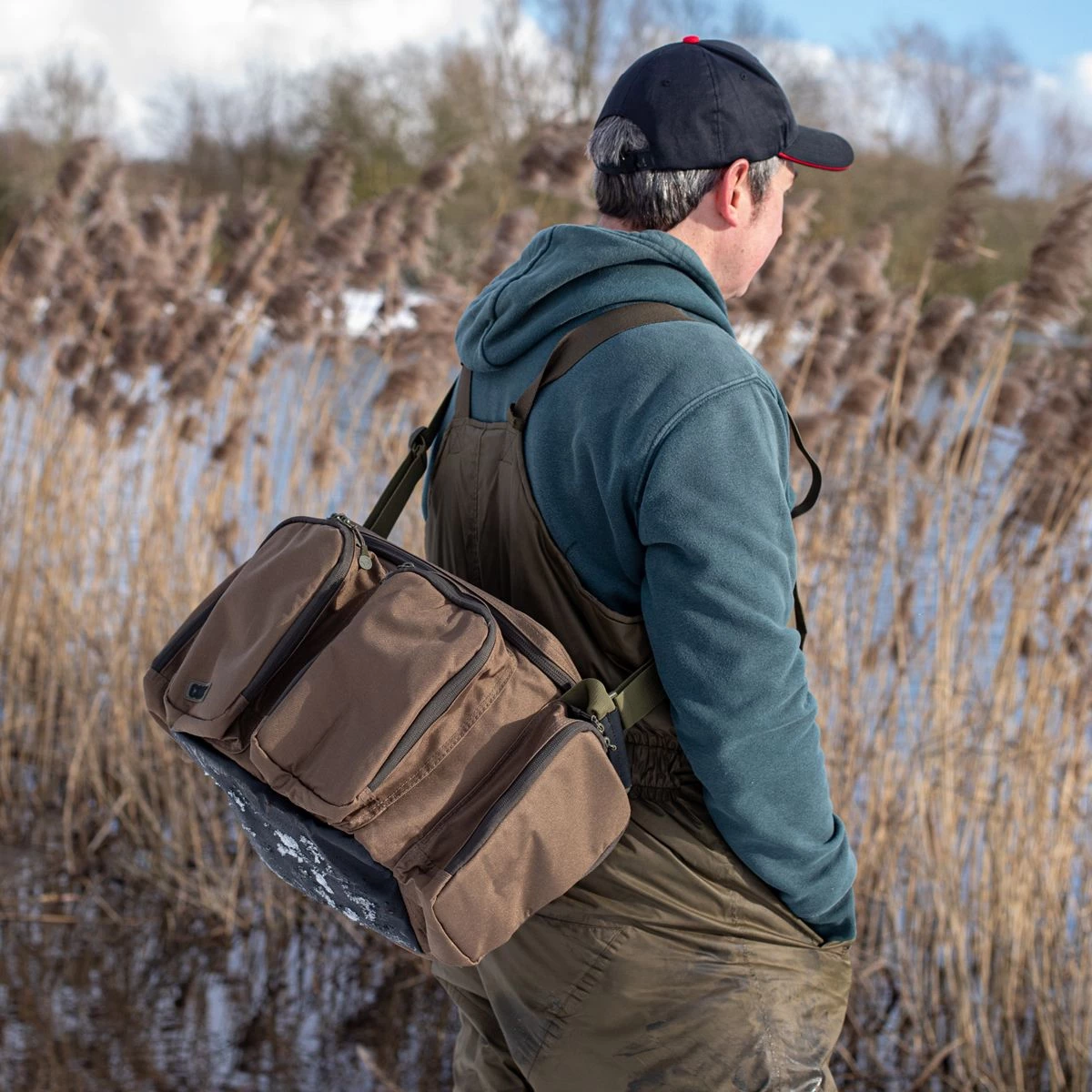 Hot Sale 🤩 Korda Compac Carryall Small Luggage 💯 - Image 4